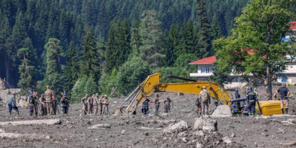 Первый отчет о трагедии в Шови: стихийное бедствие началось с обвала горной массы на леднике Буба