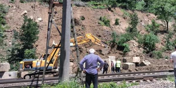 Тело мужчины, попавшего под оползень в селе Марелиси, найдено