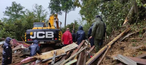 Стихия в Гурии: спасатели нашли тело еще одного подростка