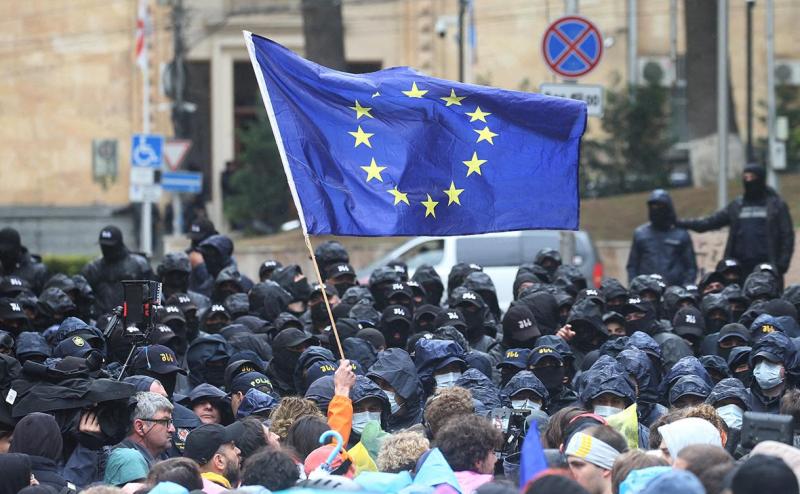 Каковы последствия для Грузии в связи с приостановкой процесса приема в Европейский Союз?