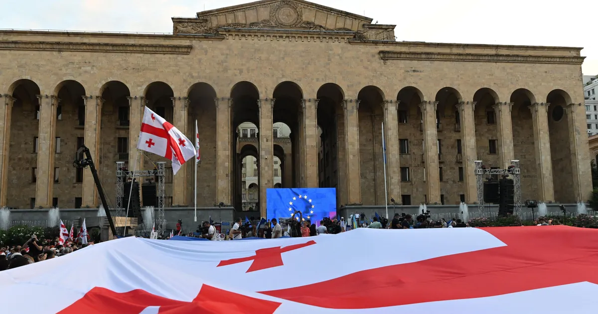 В Грузии проходят выборы в парламент, которые могут определить европейское будущее государства.