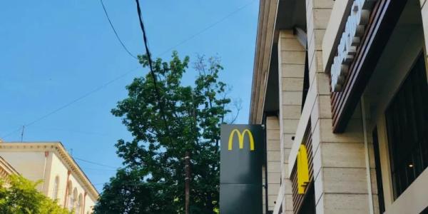 Мэр Тбилиси продолжил пропаганду гомофобии в отношении к McDonald's