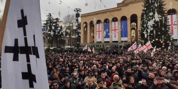 Акция Alt-info с требованием ужесточения наказания за осквернение святынь