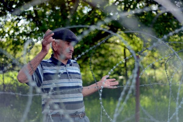 Житель разделенного села Хурвалети Дата Ванишвили принял участие в выборах