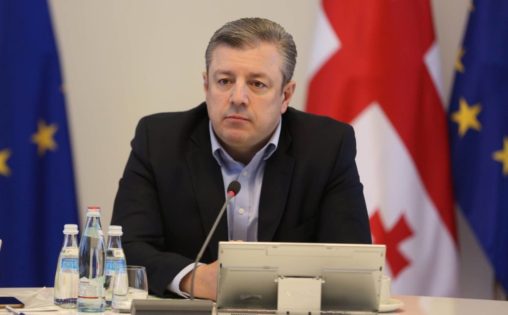 Премьер Грузии призвал политические партии проявить сдержанность