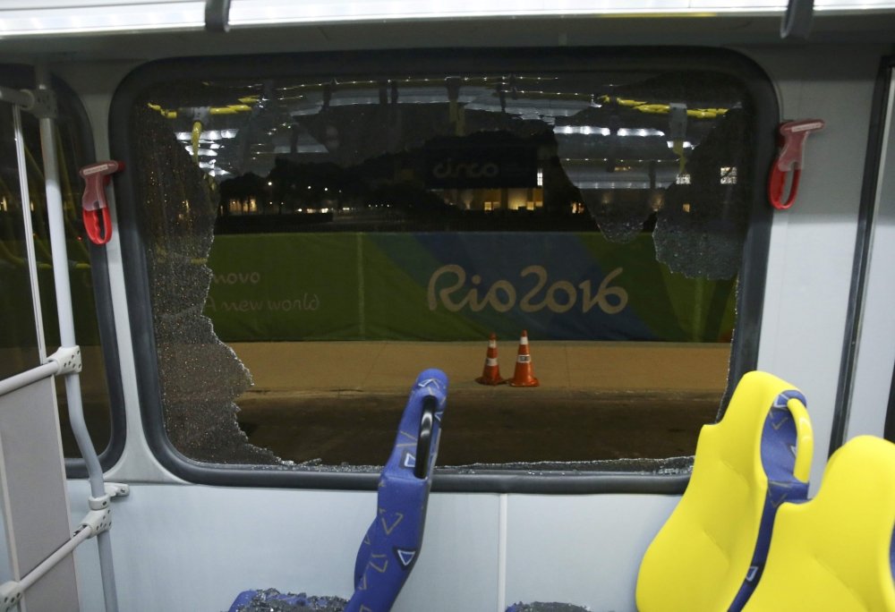 5 1a3e254c новости автобус, журналисты, инцидент, нападение, Олимпиада 2016, Рио-де-Жанейро