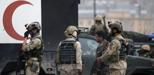 Талибы взорвали бомбу недалеко от авиабазы Баграм