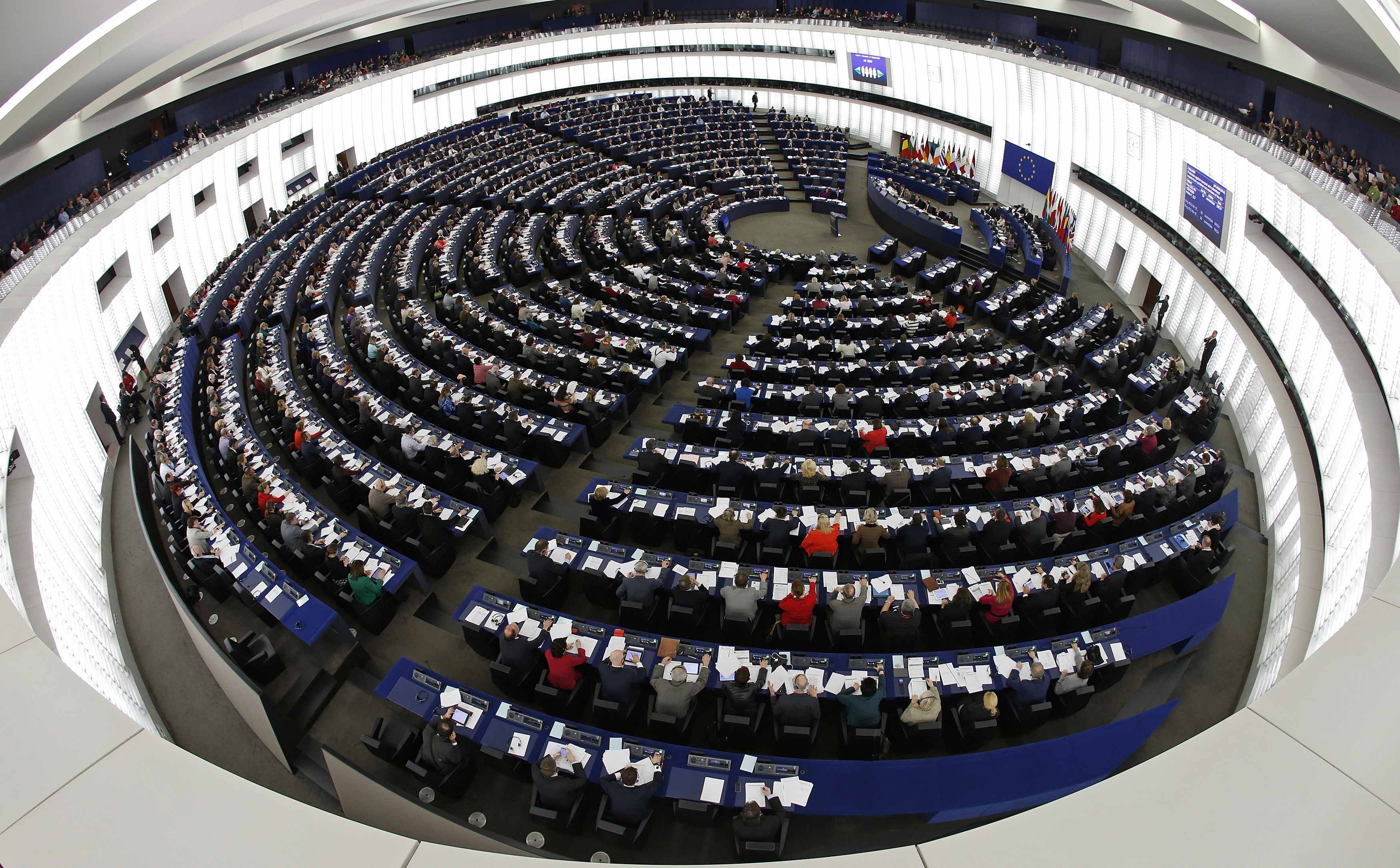 Европарламент одобрил резолюцию с призывом заморозить переговоры о вступлении Турции в ЕС