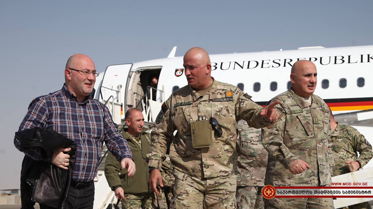 Глава Минобороны Грузии посетил афганскую базу «Мармал»