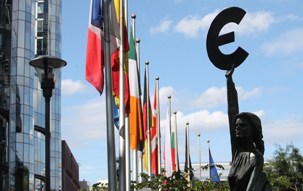 Европарламент принял резолюцию по созданию оборонного союза ЕС