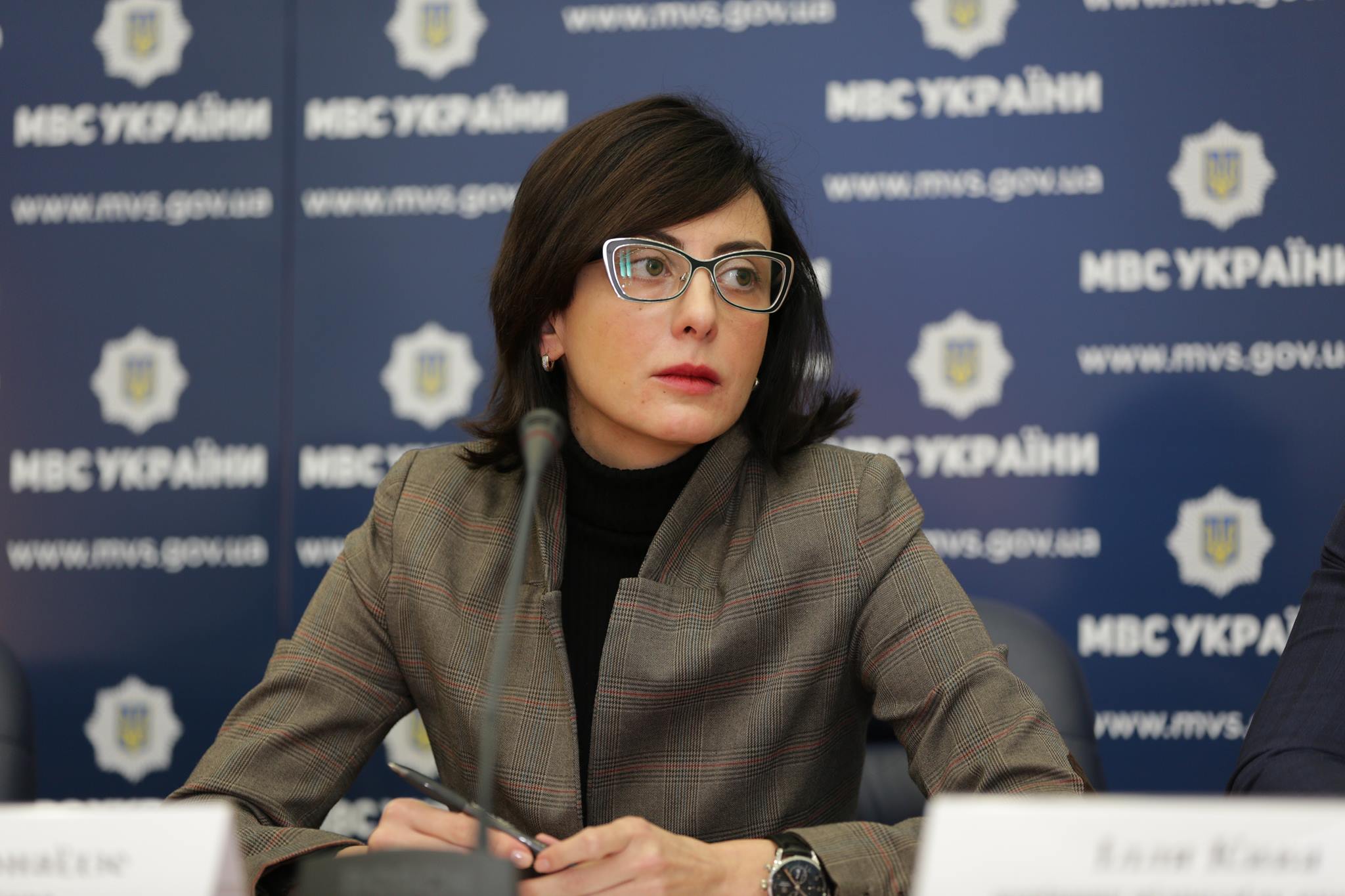 Глава Национальной полиции Украины Хатия Деканоидзе ушла в отставку