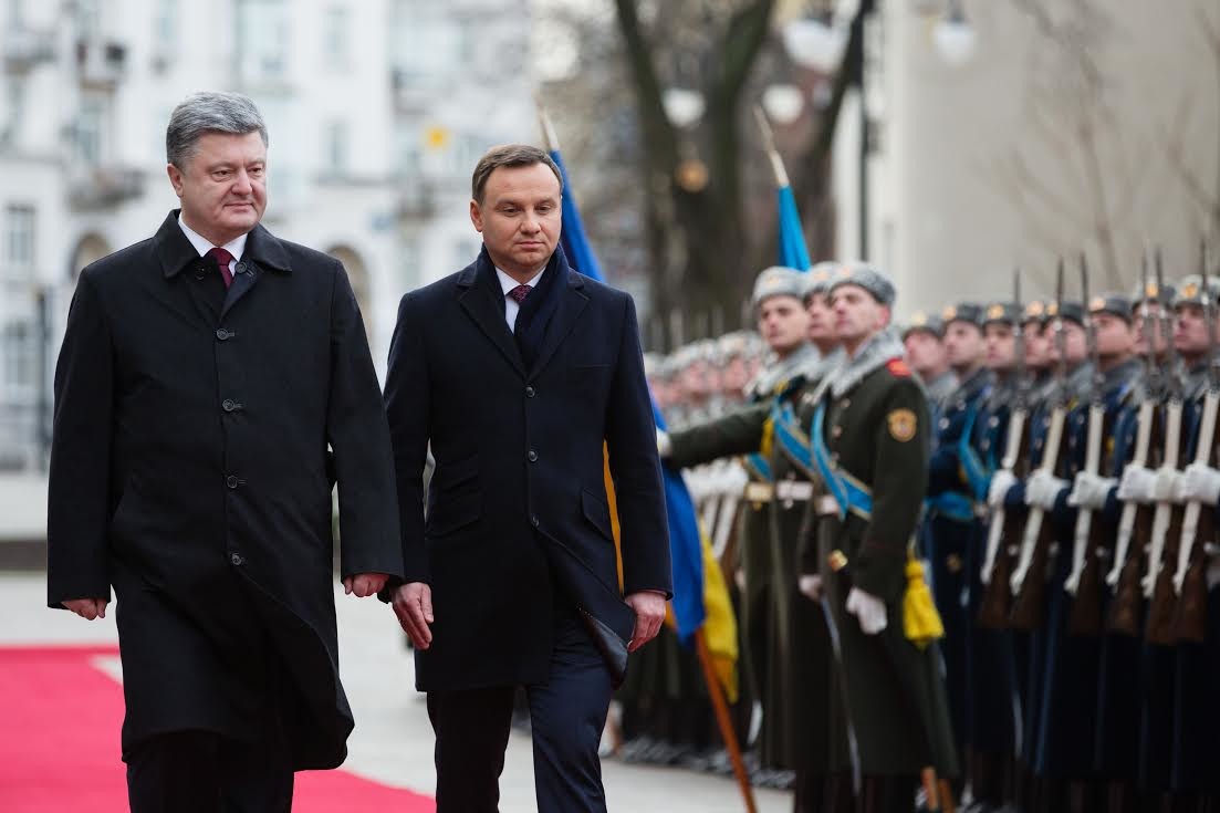 Президент Петр Порошенко заявил, что Киев и Варшава договорились о совместных шагах для недопущения реализации проекта «Северный поток -2».