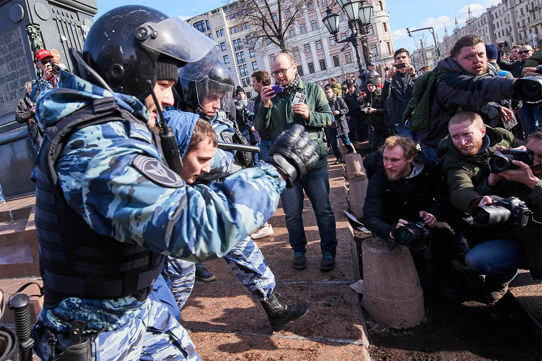 0011 wa новости акции, аресты, Медведев, москва, Навальный, Россия