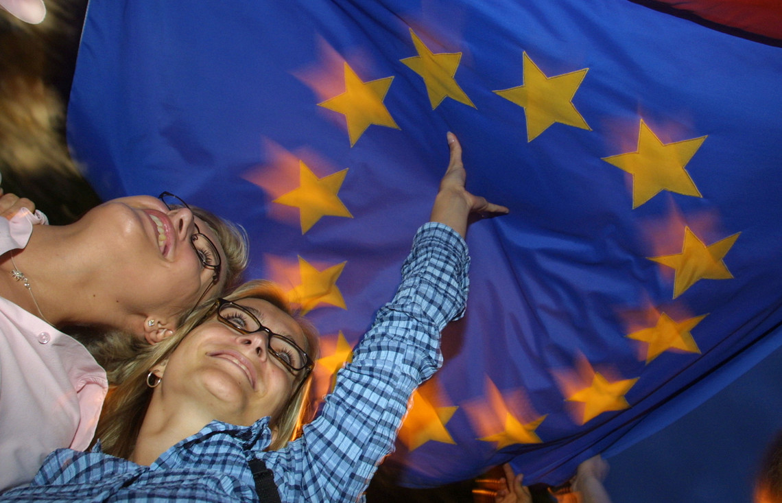 Европарламент одобрил принятие безвизового режима для Украины