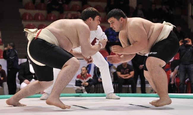 Георгий Мешвилдишвили - золотой призер чемпионата по сумо