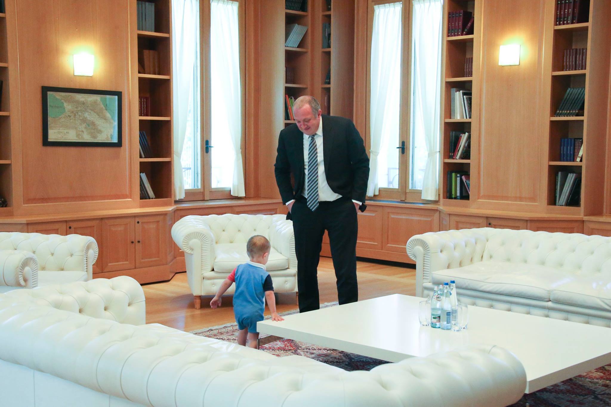 В гостях у президента Грузии побывал его маленький сын Темо