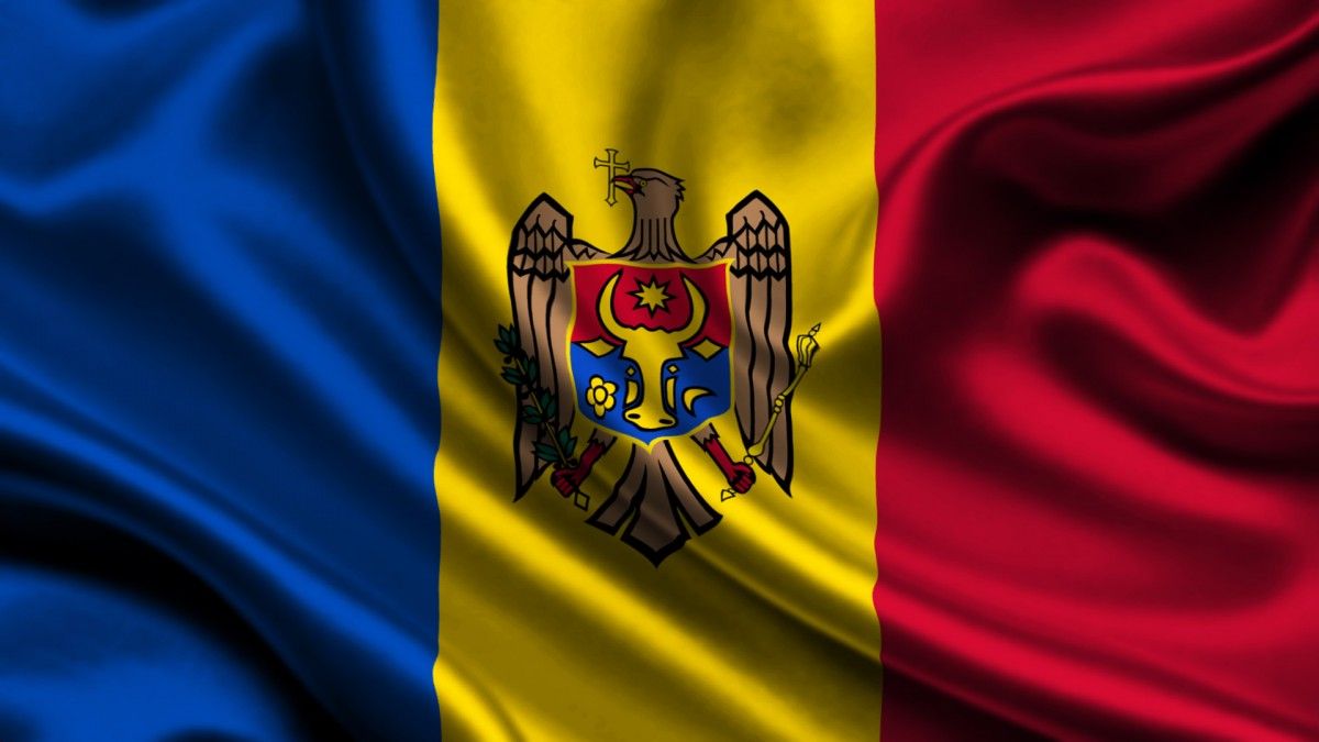 Молдова депортировала российского генерала с осетинской делегацией