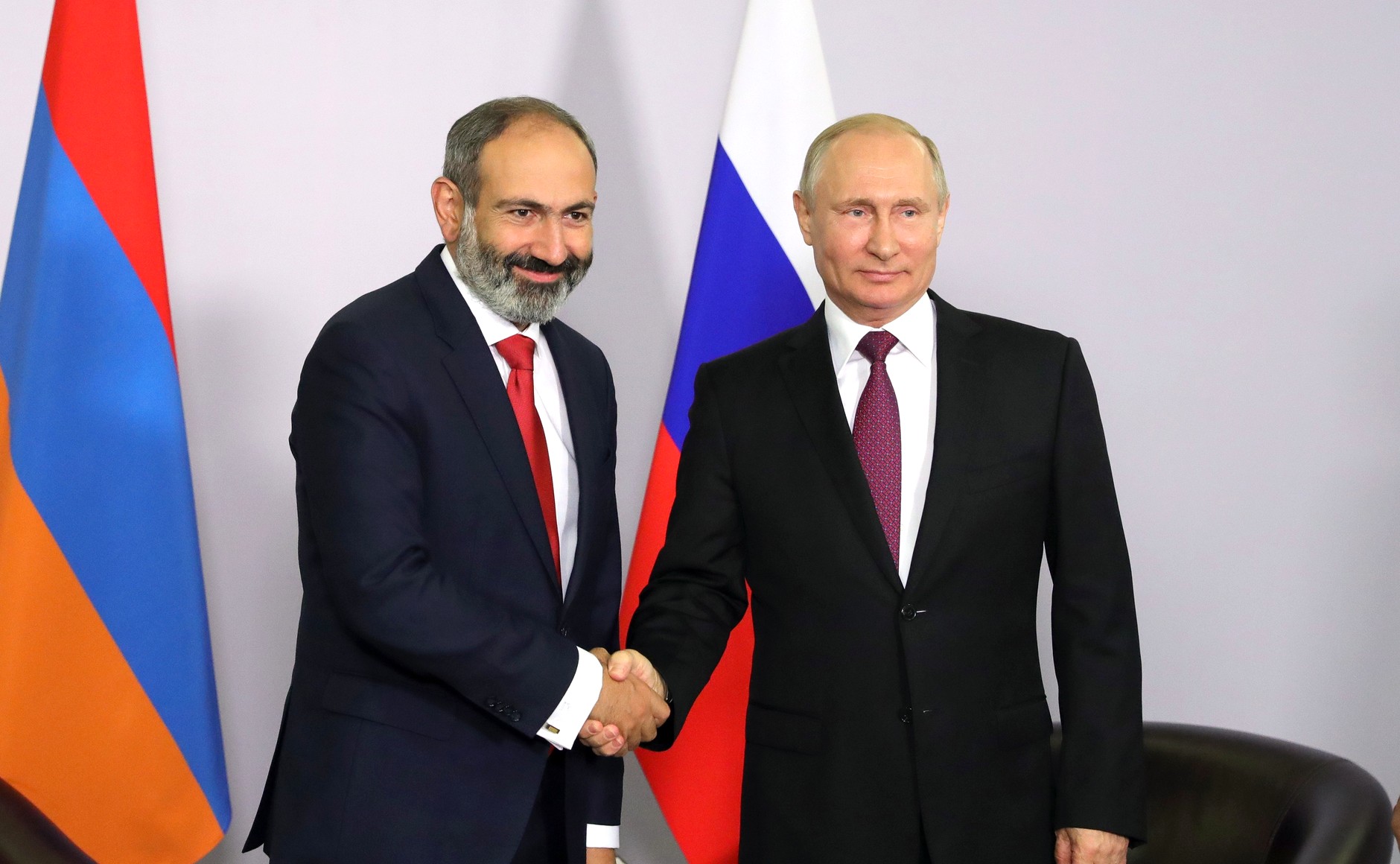 Pashinyan Putin 3 бархатная революция бархатная революция