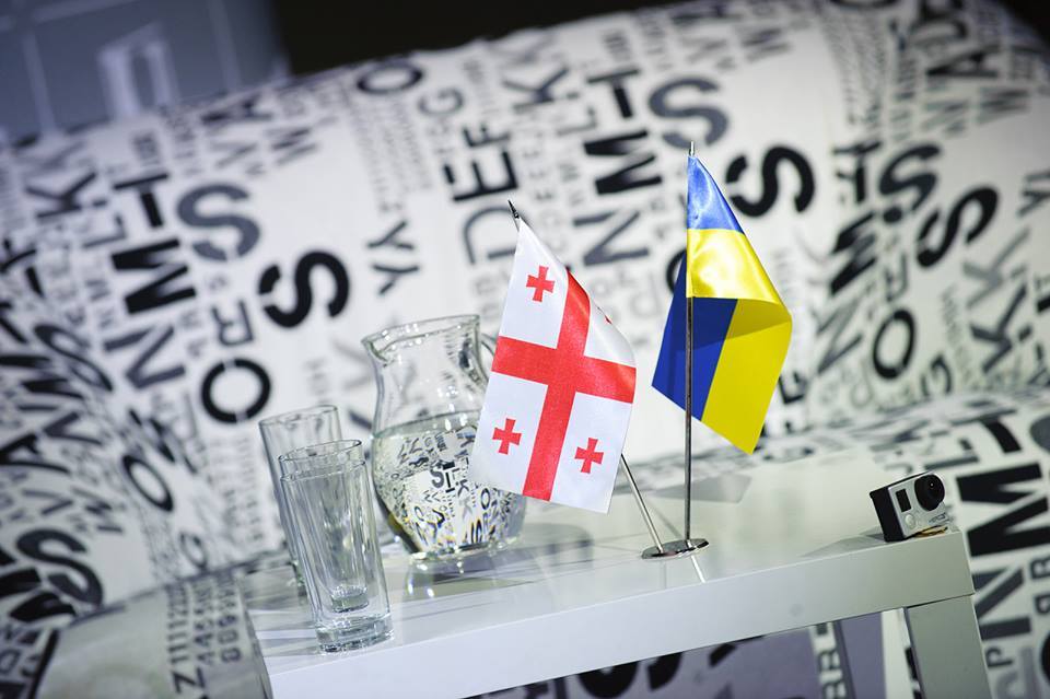 Georgia Ukraine Flags 2 новости глава МИД Украины, Дмитрий Кулеба, Михаил Саакашвили