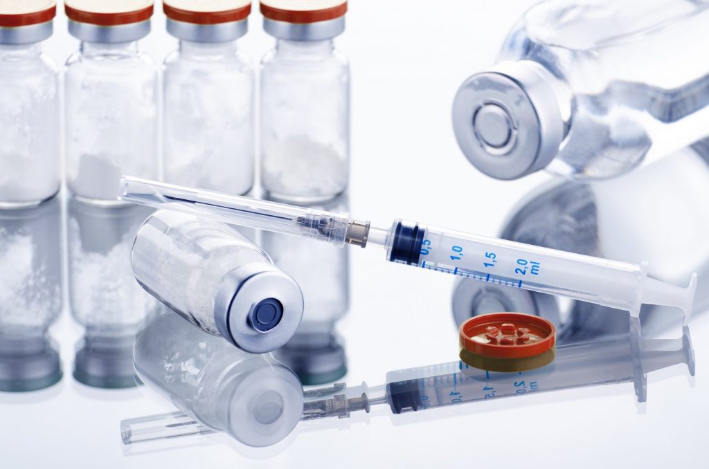 powdered drug in vial as vaccine dose flu shot Z5BLCXJ новости Mtavari TV, ахондроплазия, восоритид, лекарства, Минздрав Грузии