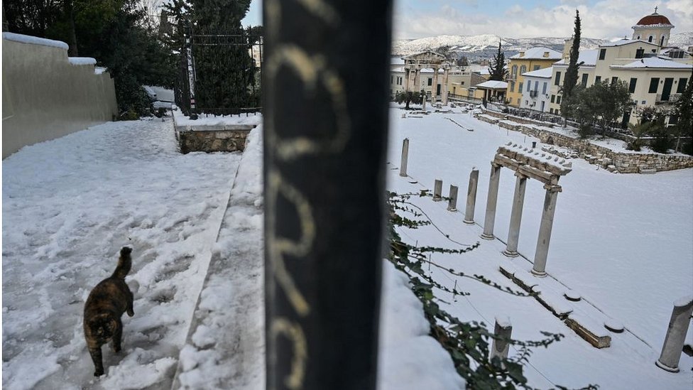 Афины под снегом