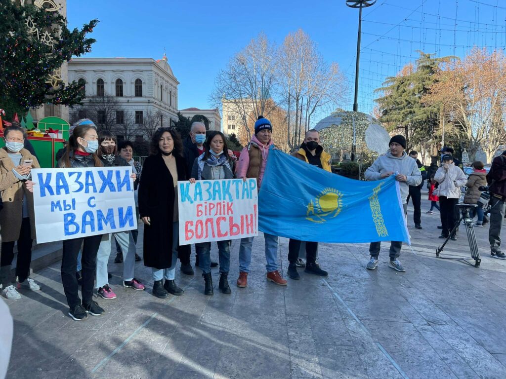 270189167 889225265043964 8078838029686318670 n новости Акция солидарности, протесты в Казахстане, тбилиси