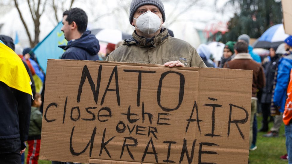 Демонстрация против втордения России в Украину