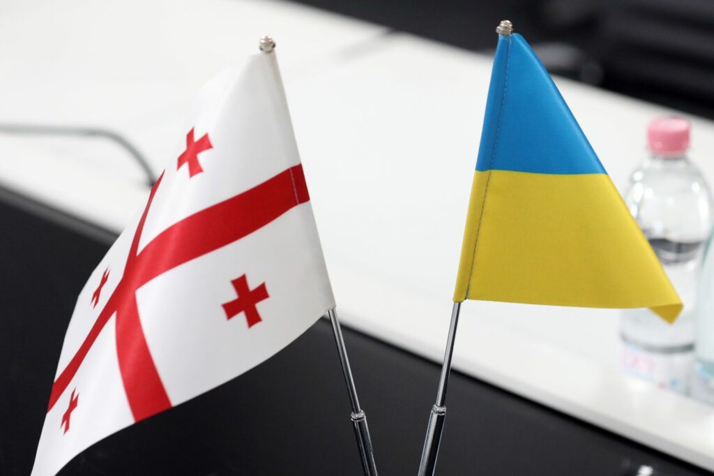 georgia ukraine flags 8i9 новости Грузия-Украина, День независимости Украины, Ираклий Гарибашвили, Каха Каладзе