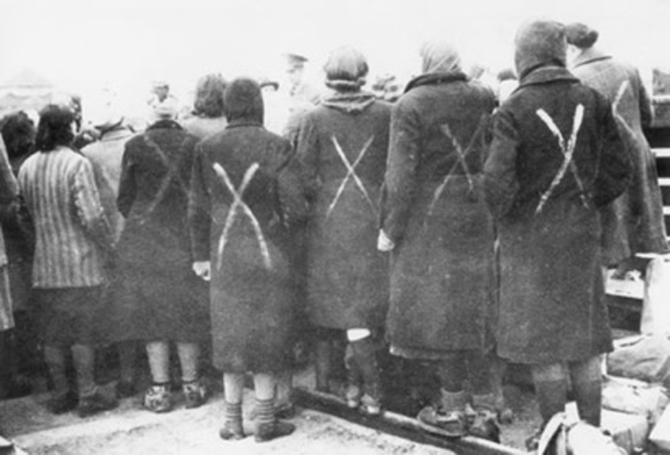 Узницы концлагеря Равенсбрюк (архивное фото шведского Красного Креста)