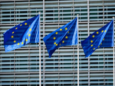 eu flags in front of european commission 2022 03 15 06 13 45 utc Украина-ЕС Украина-ЕС