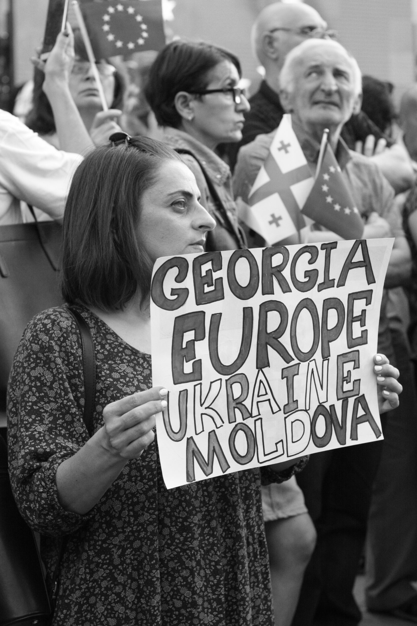 img 6696 1 scaled фоторепортаж featured, Акция "Стыдно", Грузия, Грузия-ЕС, евросоюз