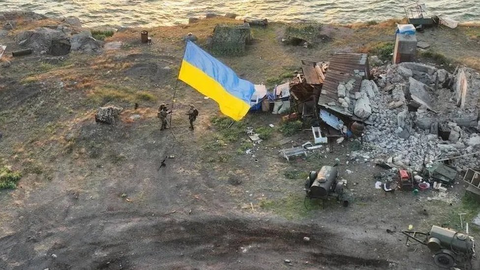 Новости BBC война в Украине, остров Змеиный, украина