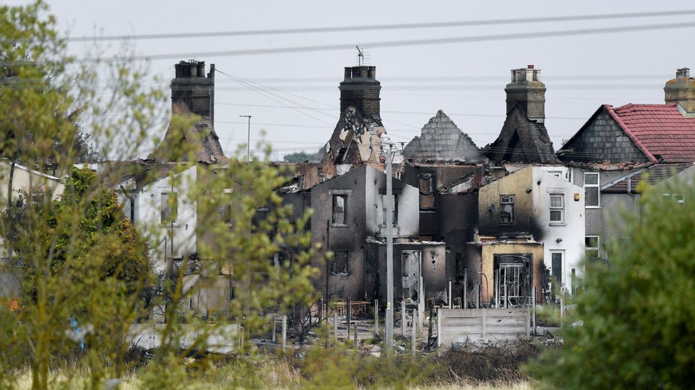 Сгоревшие дома в районе Веннингтон