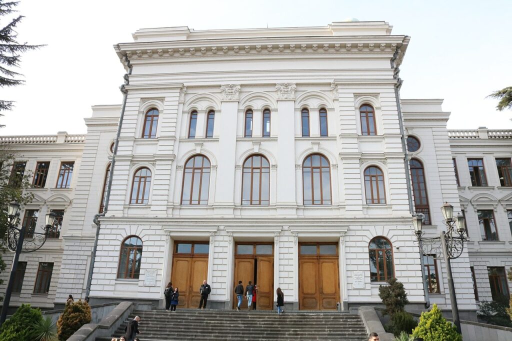 tbilisi state university tsu новости закон об иноагентах, студенты, Тбилисский государственный университет