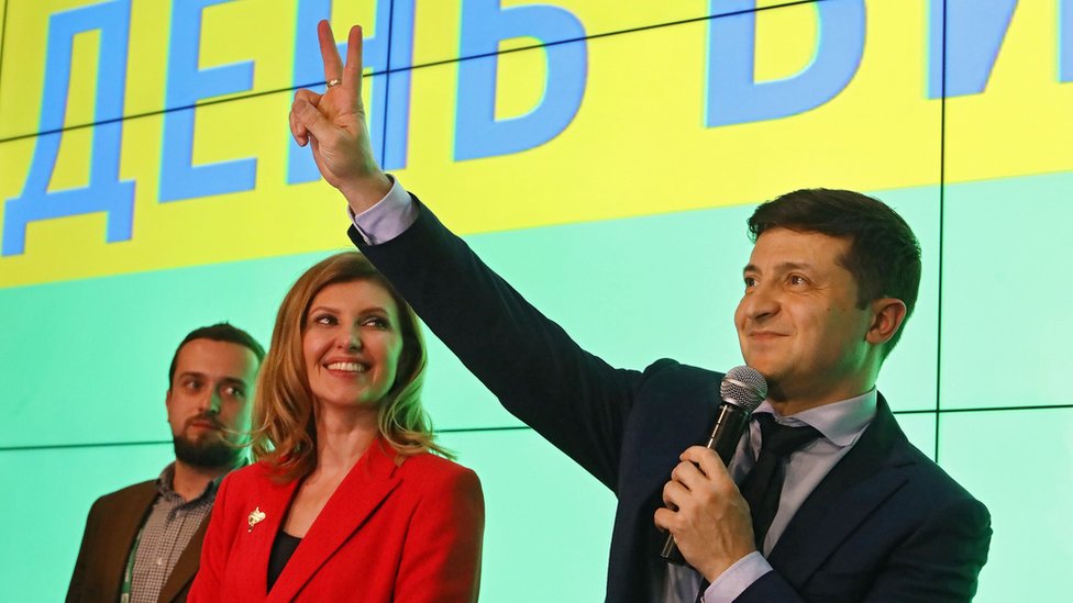 Елена и Владимир Зеленские в день президентских выборов