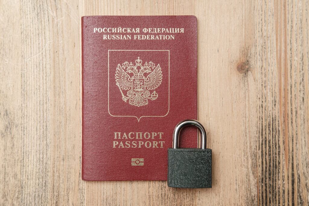 passport with padlock banning visits to other cou 2022 06 06 20 53 19 utc новости Абхазия, Грузия-ЕС, Грузия-Россия, Грузия-Украина, Южная Осетия