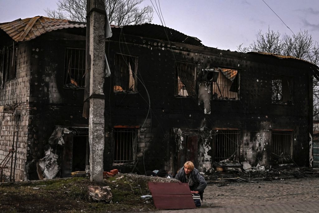 Последствия российского обстрела в Буче, март 2022 года