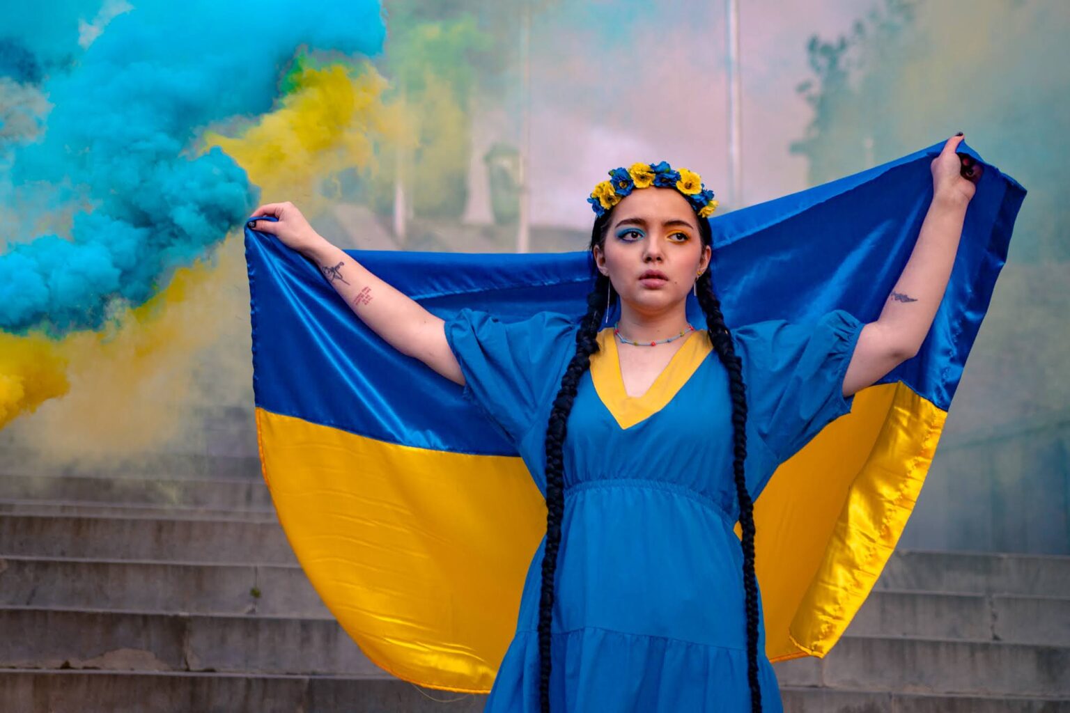 vera oleynikova ukraine demonstration 1536x1024 1 эмигранты эмигранты