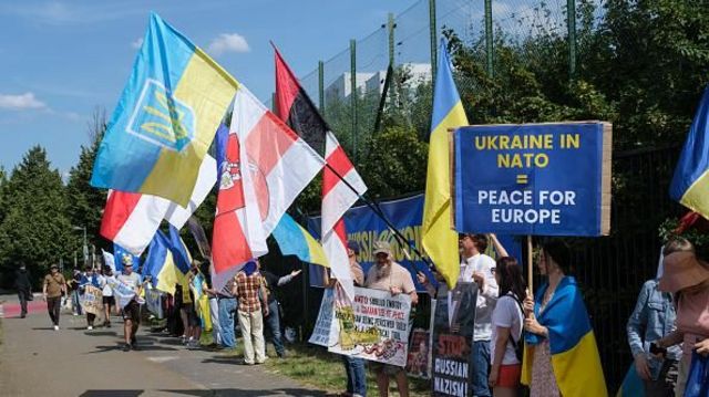Демонстрация в поддержку членства Украины в НАТО