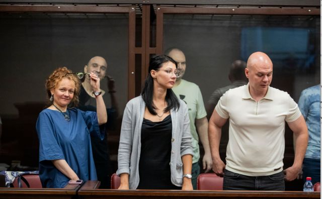 Адвокаты: Мария Эйсмонт, Екатерина Голинченко и Иван Бондаренко