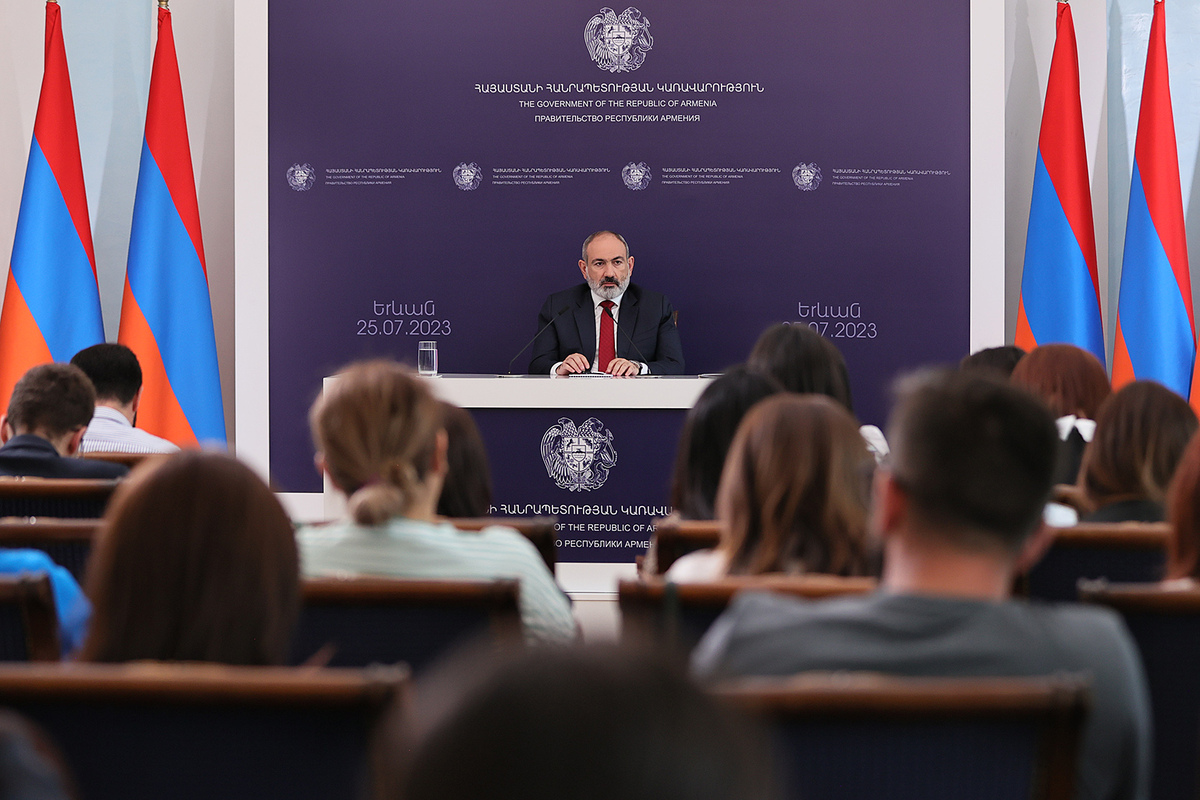 pashinyan press conference 3 25 07 2023 новости гуманитарная помощь, Ереван, Лачинский коридор, Нагорный Карабах, Никол Пашинян