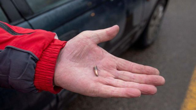 Пуля, которая попала в автомобиль мужчины в Алматы