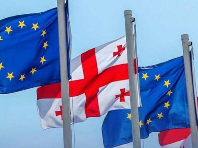 evrosoius gruzia flagi новости Грузия-Евросоюз, Еврокомиссия, поляризация, рекомендации, Совет Евросоюза, статус кандидата ЕС