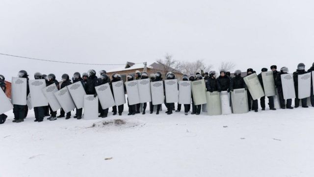 Полиция на митинге 17 января в Баймаке
