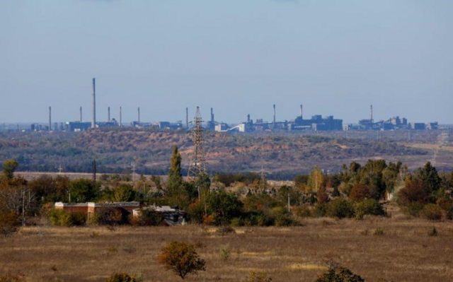 Вид на Авдеевский коксохимический завод 