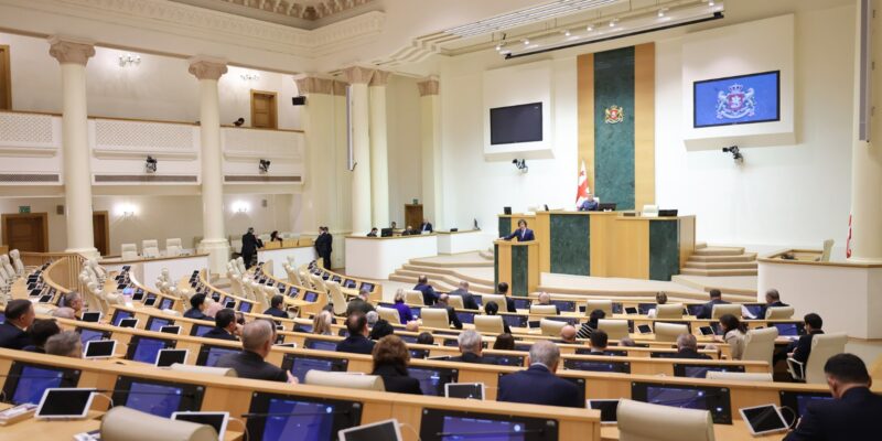 parlament kobaxidze новости годовой отчет, Ираклий Кобахидзе, парламент Грузии, Премьер-министр Грузии