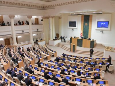 parlament политика featured, гомофобия, Грузинская мечта, ЛГБТ, права человека