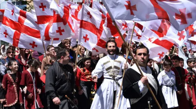 Шествие, посвященное дню святости семьи в Тбилиси 17 мая 2017 года 