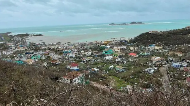 Остров Юнион после удара урагана